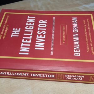 Benjamin Graham, The Intelligent Investor – purchase link in the description